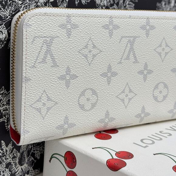 LOUIS VUITTON x Murakami 2025 Zippy Wallet M14240 White Monogram Cherry NEW Box - Picture 5 of 14